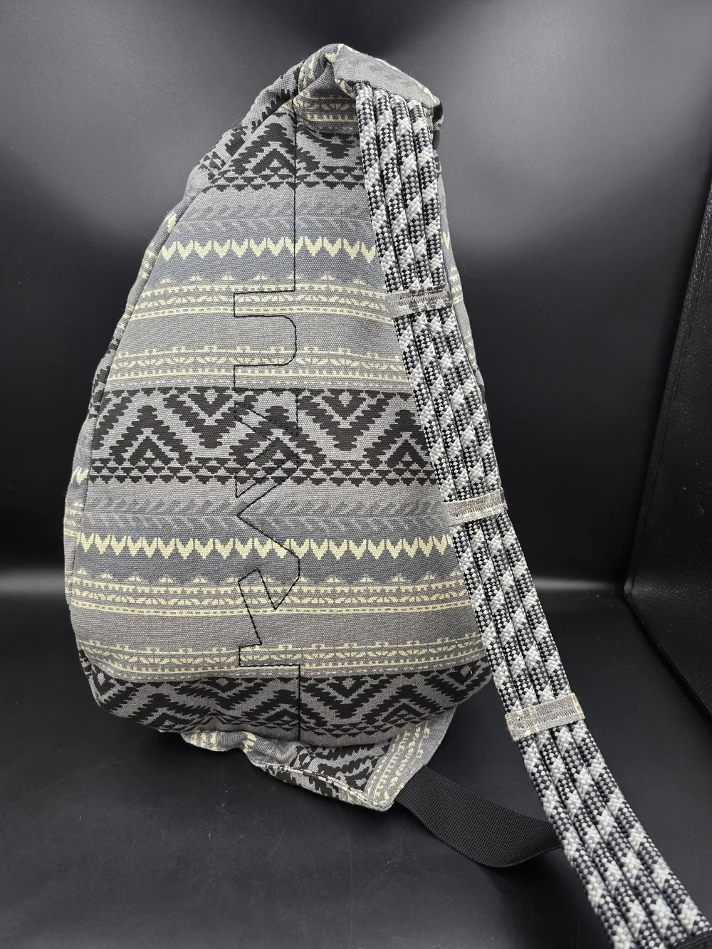 KAVU Men's Gray Patterned Sling Bag